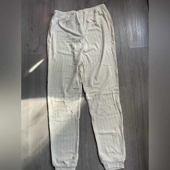 NWT Blu Pepper Two-Piece Cardigan and Jogger Lounge Set Cream — Size Medium - Picture 11 of 13